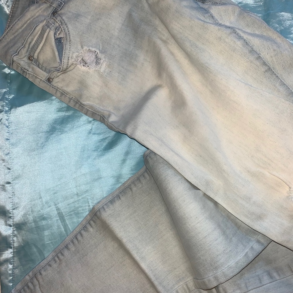 Ripped jeans